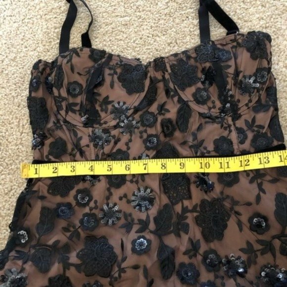 NWT Rare for love&lemons mini dress embroidered - Picture 3 of 5